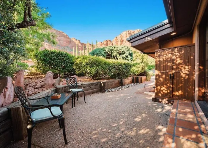 Apartment Guest With Up Close Chapel And Red Rock Views *